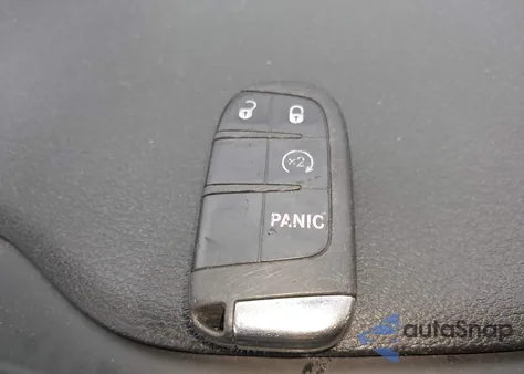 2016 Jeep Renegade Latitude из США, поврежденный, VIN ZACCJBBT7GPD78768